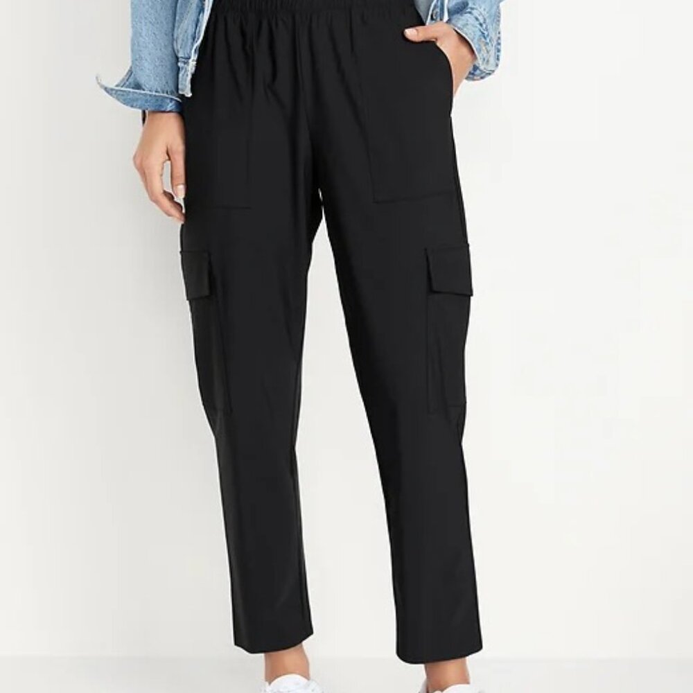 Old Navy High-Waisted SleekTech Cargo Ankle Pants - Activewear Black Jack 2X